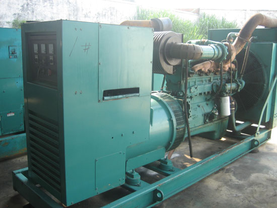 北碚租赁发电机- 发电机碳刷磨损的原因是什么