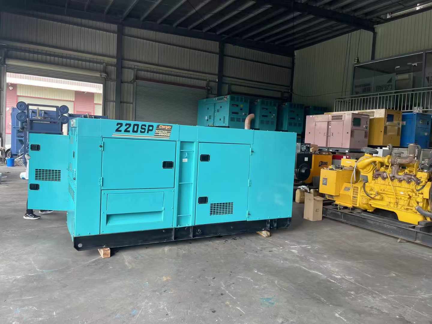 北碚800kW 柴油发电机的输出电流波动范围是多少？