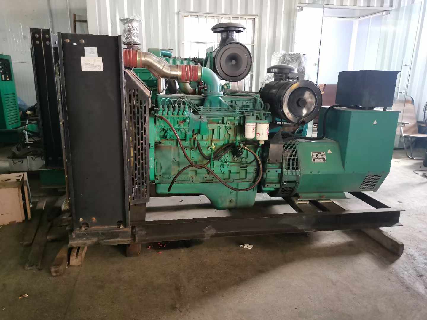 北碚发电机租赁如何确定电缆的承载电流是否在安全范围内？