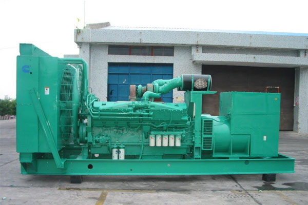 北碚工厂发电机应急发电时如何更准确地检查发电机状态？