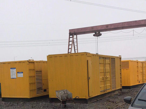 北碚100kw柴油发电机组每小时油耗？