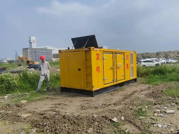 北碚200KW柴油发电机机组每小时的油耗量受哪些因素影响？