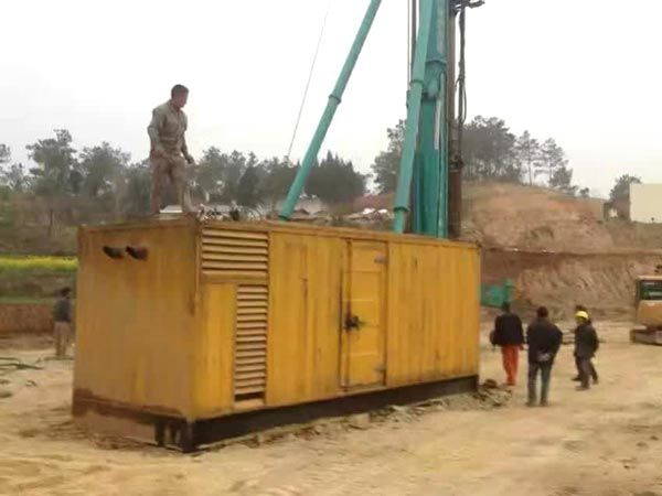 北碚如何判断水冷式机油散热器密封件是否需要更换？